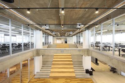 Trial Holdings Head Officeのサムネイル