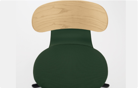 Wide seat surface that allows you to sit comfortably