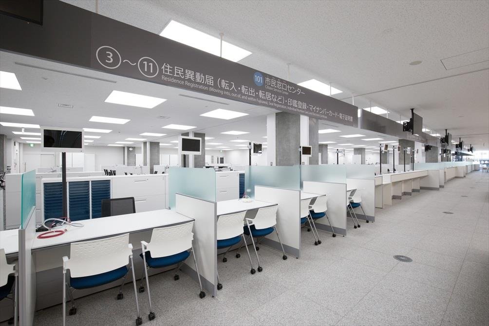 【藤沢市役所】 1F 市民窓口センター窓口