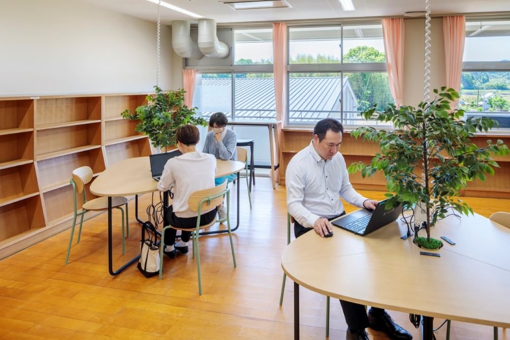 【君津市 清和地域拠点複合施設おらがわ内   官民共創スペースせいわべーす】コワーキングスペース