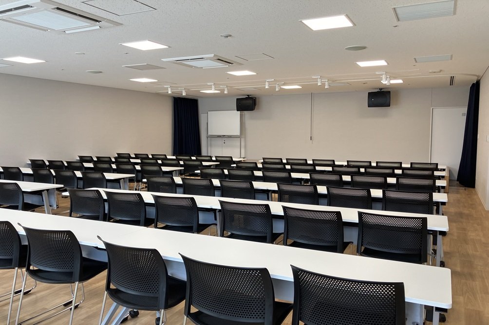 【枚方市 市駅前行政サービスフロア】集会室