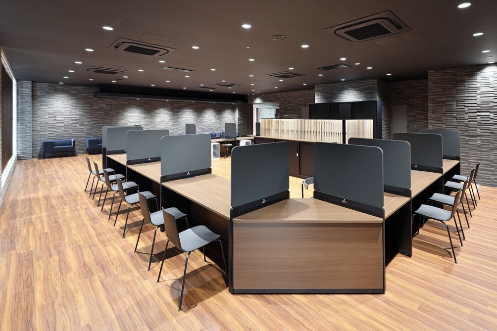 【寝屋川市サービスゲート】窓口カウンター