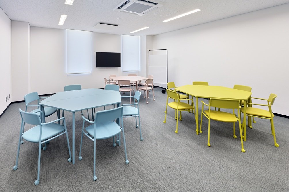 【京丹後市役所 峰山庁舎2号館】会議室