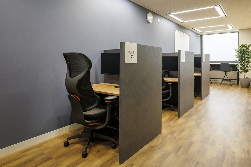 【石川県庁】ハイスペック集中ブース