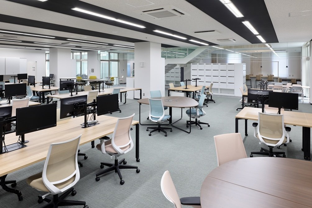 【京丹後市役所 峰山庁舎2号館】執務室