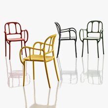 CHAIR ONE/STOOL ONE | MAGIS | Brand Collection｜コクヨ ファニチャー