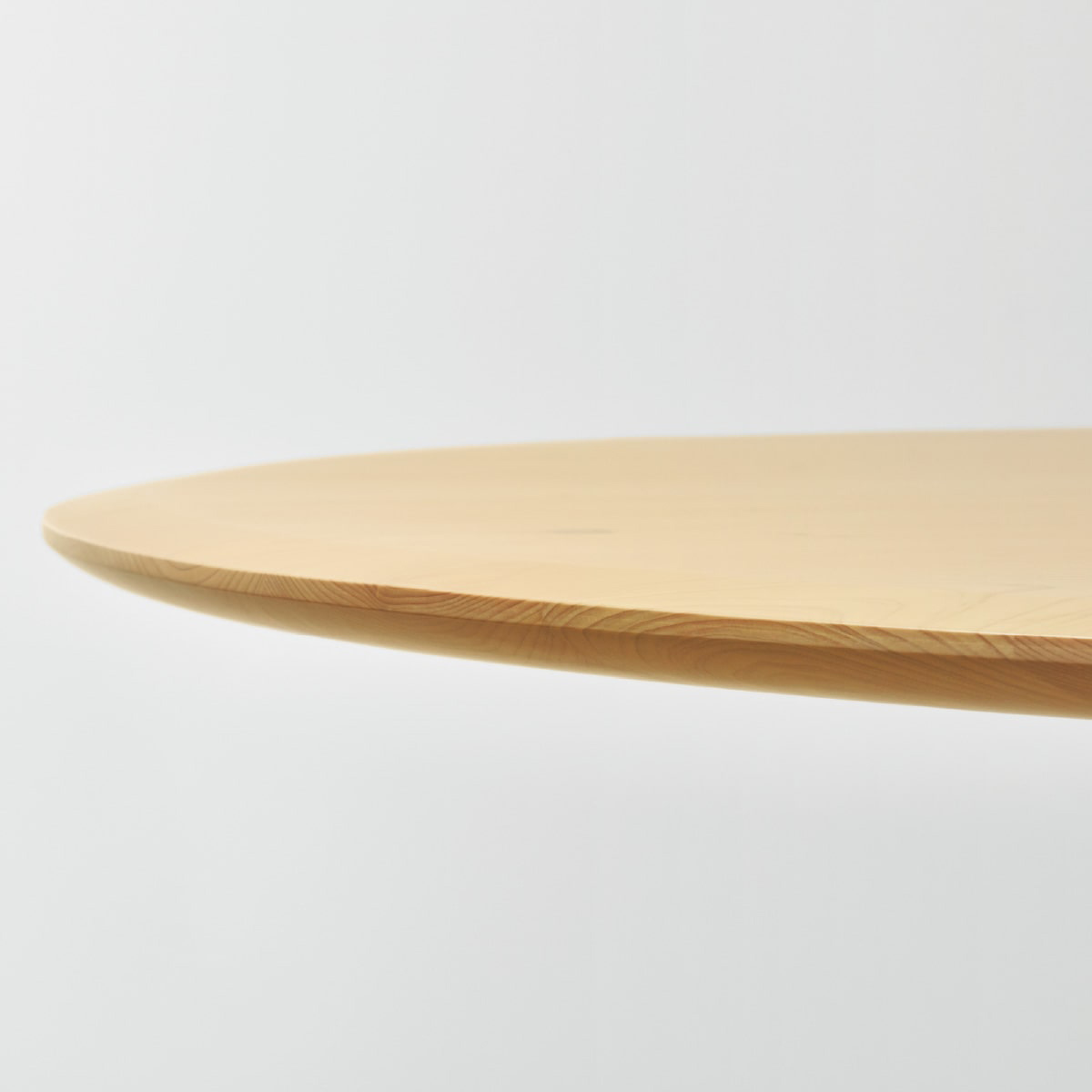 ym-04 Table Circle Top - size φ600×H720｜PRODUCT｜yuimori｜コクヨ