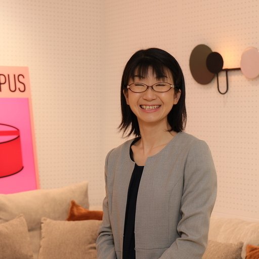WI-成田麻里子.jpg