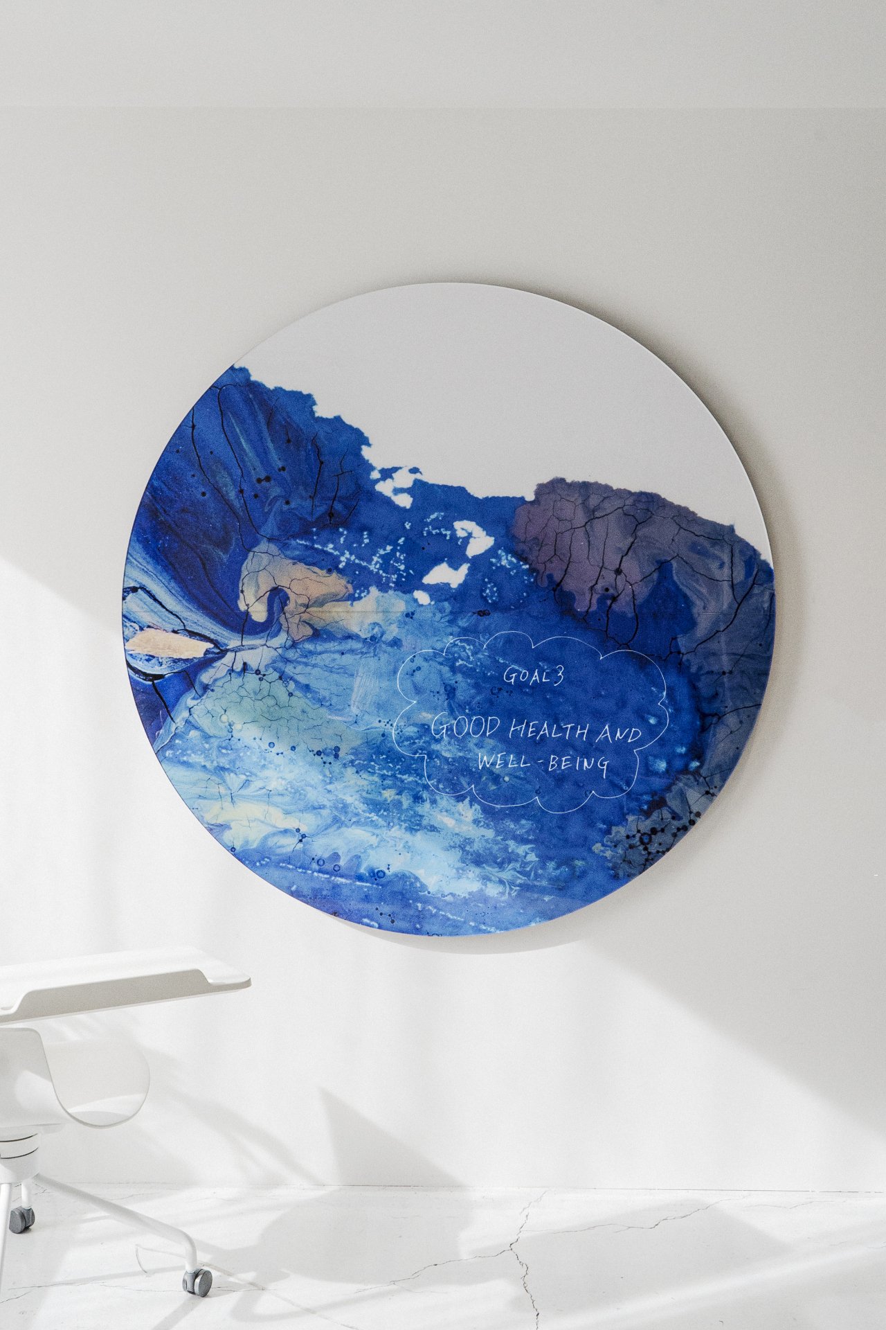 藍田上海展作品集 8月になりました。 船上から観たベイブリッジ越しに横浜を象徴